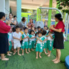 Cùng con trải nghiệm một ngày của phụ huynh lớp Mầm -Nhà trẻ