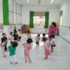 CÁC BÉ NHÓM TRẺ THAM GIA HOẠT ĐỘNG TDGH ĐI TRONG ĐƯỜNG HẸP