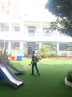 phun thuốc đồ chơi ngoài trời