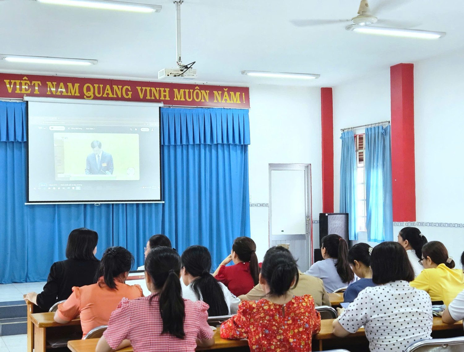 🍁🍁 HỘI NGHỊ TOÀN QUỐC NGHIÊN CỨU, HỌC TẬP, QUÁN TRIỆT VÀ TRIỂN KHAI THỰC HIỆN NGHỊ QUYẾT HỘI NGHỊ LẦN THỨ HAI BAN CHẤP HÀNH TRUNG ƯƠNG ĐẢNG KHÓA XIV🍁🍁