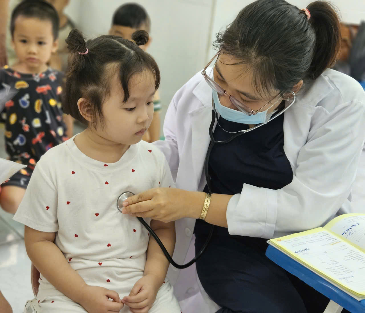LỊCH KHÁM SỨC KHỎE ĐỊNH KỲ MIỄN PHÍ CHO TRẺ DƯỚI 6 TUỔI – PHƯỜNG PHÚ LỢI